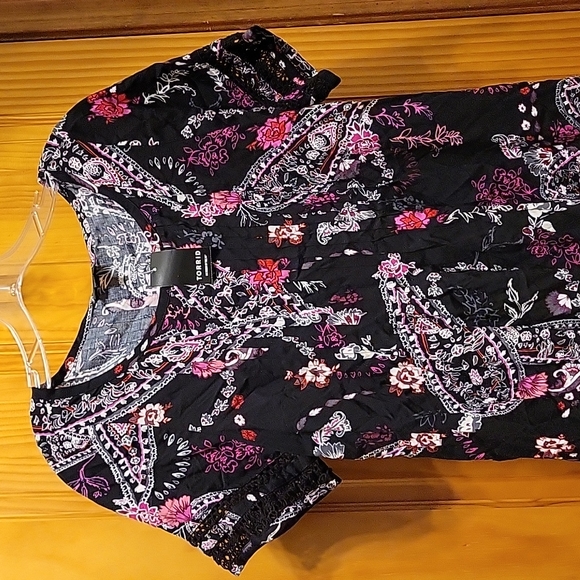 Adorable Torrid dress NWT - Picture 2 of 9